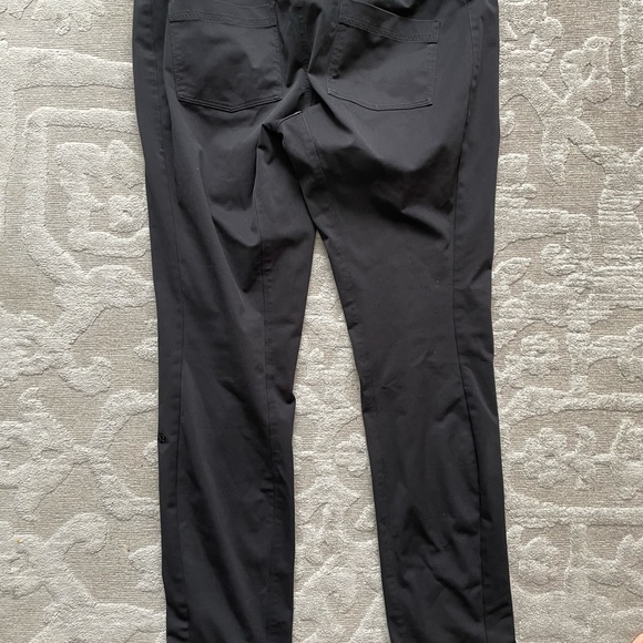 Out and about pants size 8 - Picture 3 of 14